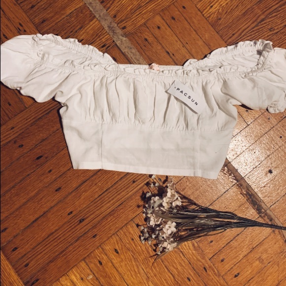 NWT Pacsun Ruffle Going Out Crop Top - Picture 3 of 3